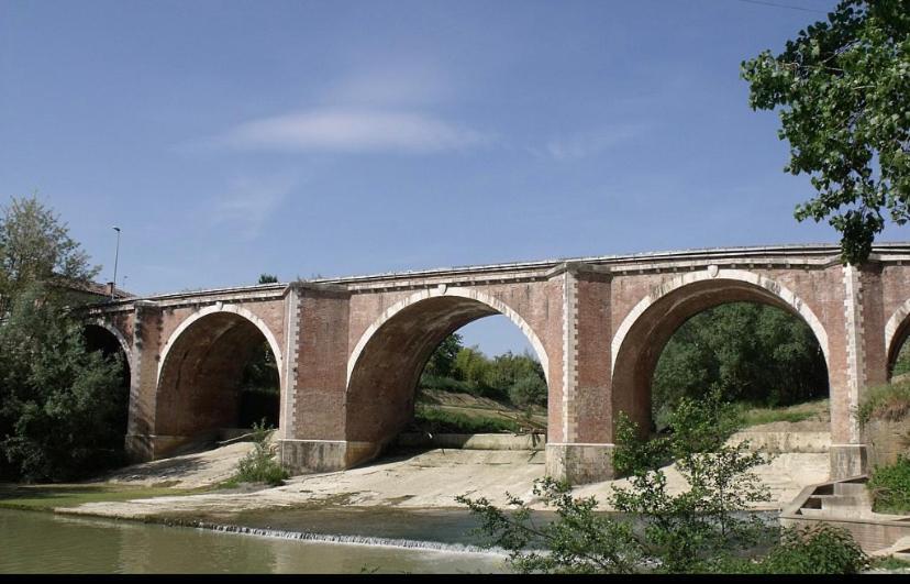 La Sosta - Intero Appartamento Ponte d'Arbia Экстерьер фото